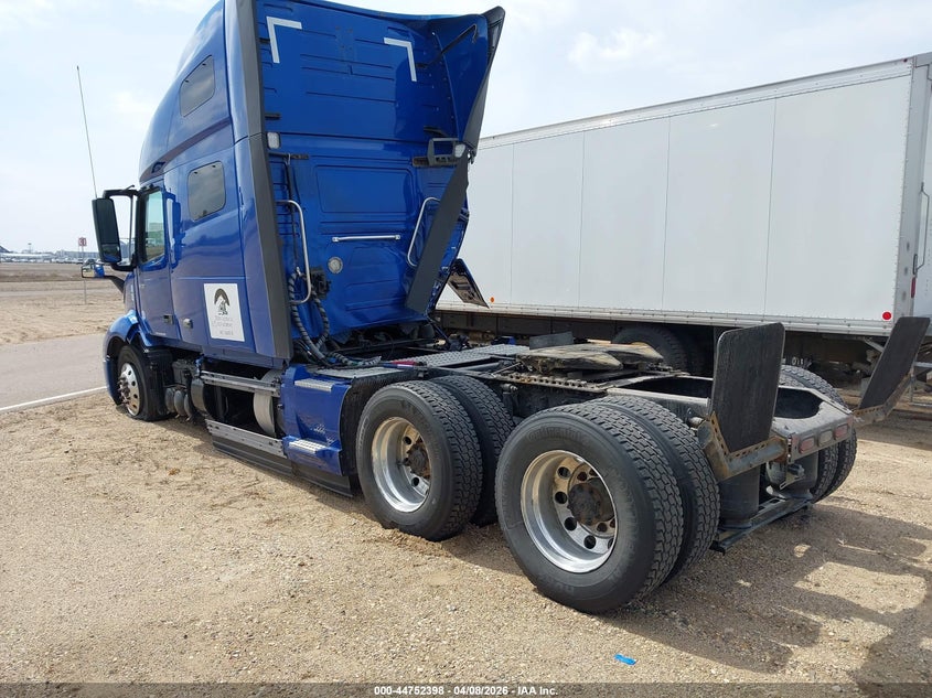 2021 VOLVO VNL (VIN: 4V4NC9EH1MN273574