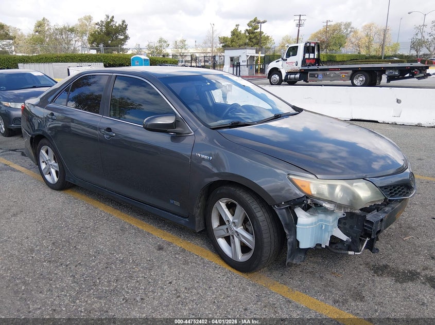 2014 Toyota Camry Hybrid Se Limited Edition