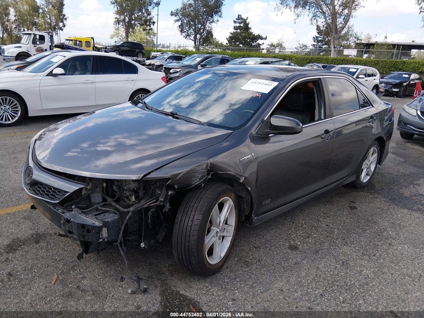 2014 Toyota Camry Hybrid Se Limited Edition