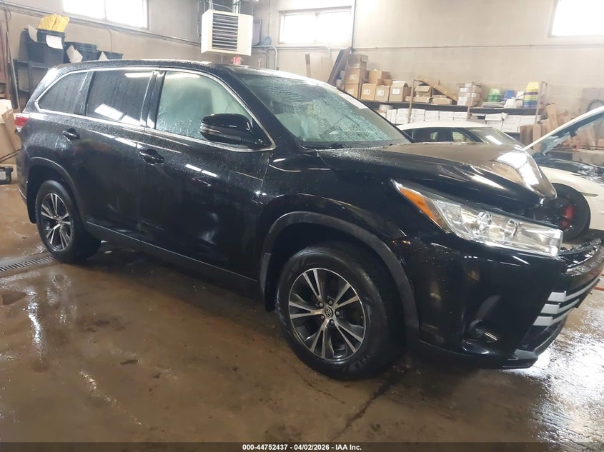 2019 Toyota Highlander Le