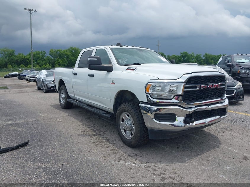 Vin: 3c6ur5cl6pg637398, lot: 45249725, ram 2500 tradesman  4x4 6'4 box 2023 img_1