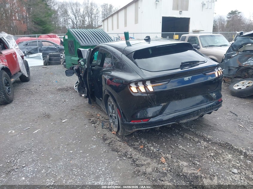 2022 Ford Mustang Mach-E Gt