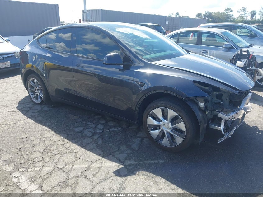 2024 Tesla Model Y Long Range Dual Motor All-Wheel Drive