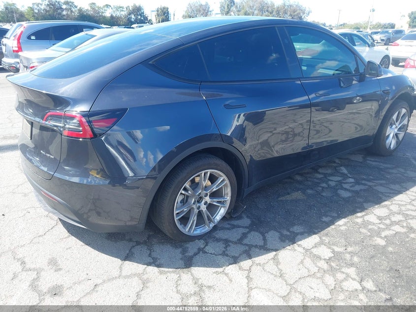 2024 Tesla Model Y Long Range Dual Motor All-Wheel Drive