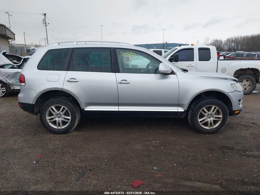 2010 Volkswagen Touareg Vr6 Fsi VIN: WVGBF7A95AD001728 Lot: 44752570