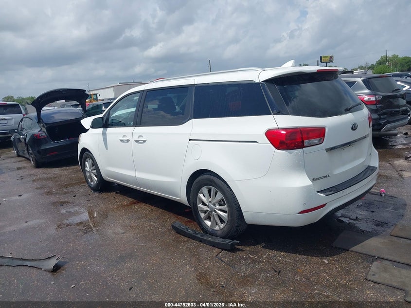 2015 Kia Sedona Lx