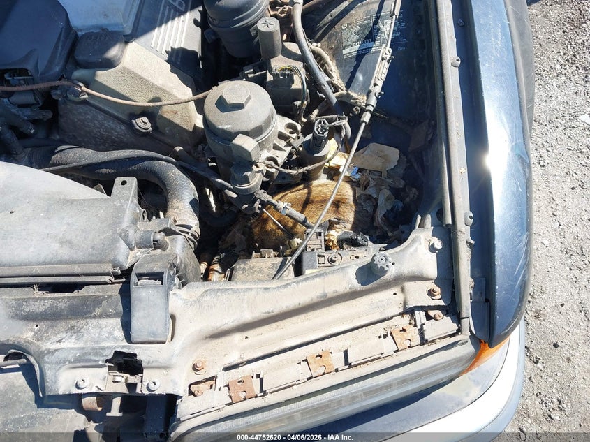 1998 BMW 740Ia VIN: WBAGF8322WDL55923 Lot: 44752620