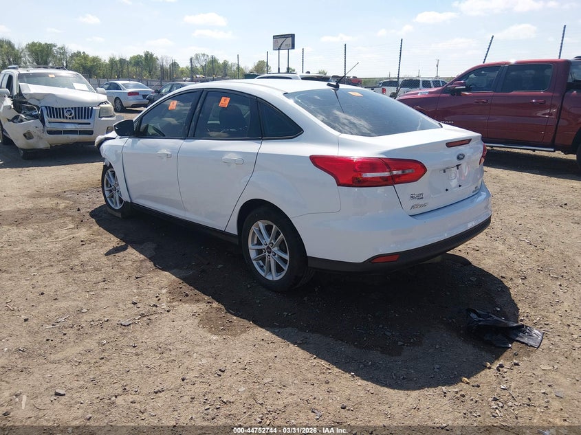 Vin: 1fadp3f22gl241757, lot: 45249939, ford focus se 20163