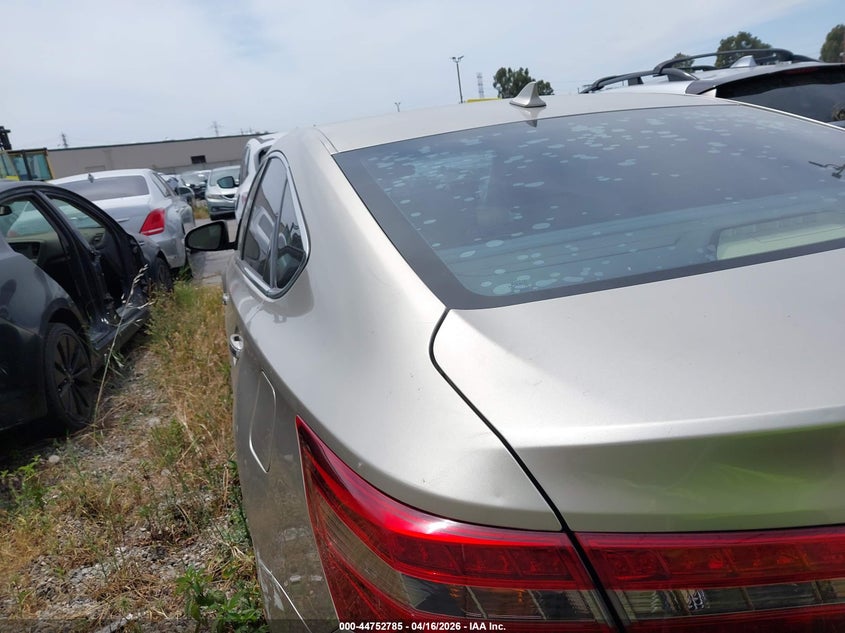 2016 Toyota Avalon Limited
