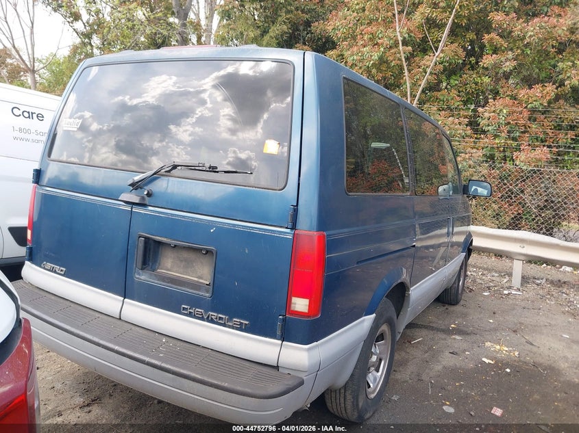 1999 Chevrolet Astro VIN: 1GNDM19W1XB106577 Lot: 44752796