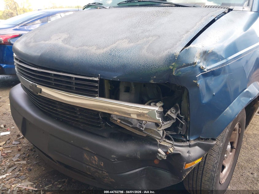 1999 Chevrolet Astro VIN: 1GNDM19W1XB106577 Lot: 44752796