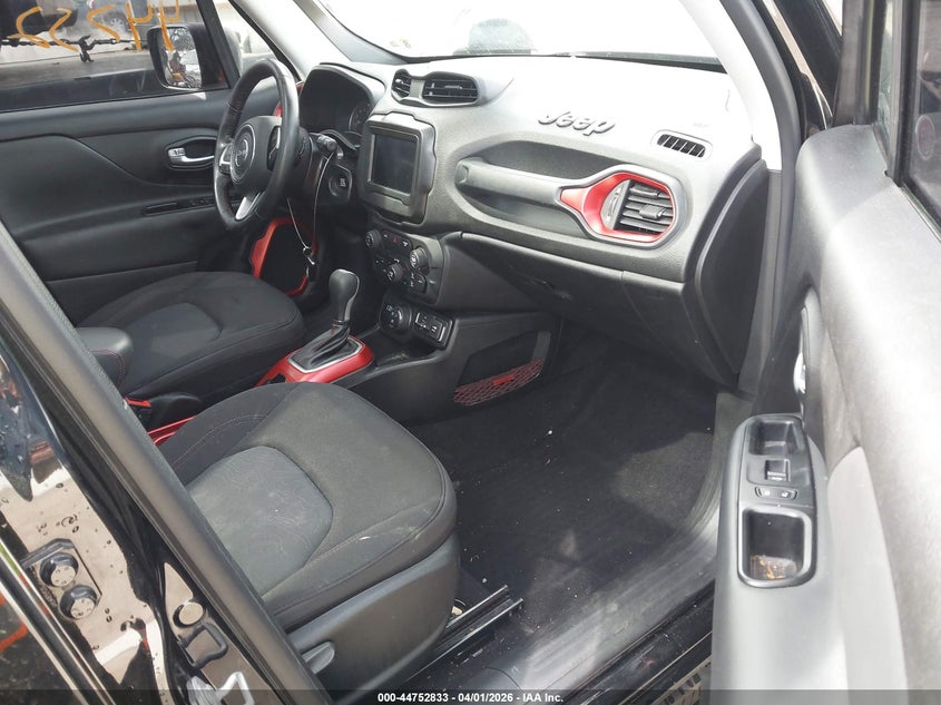 AtlanticExpress - Jeep Renegade