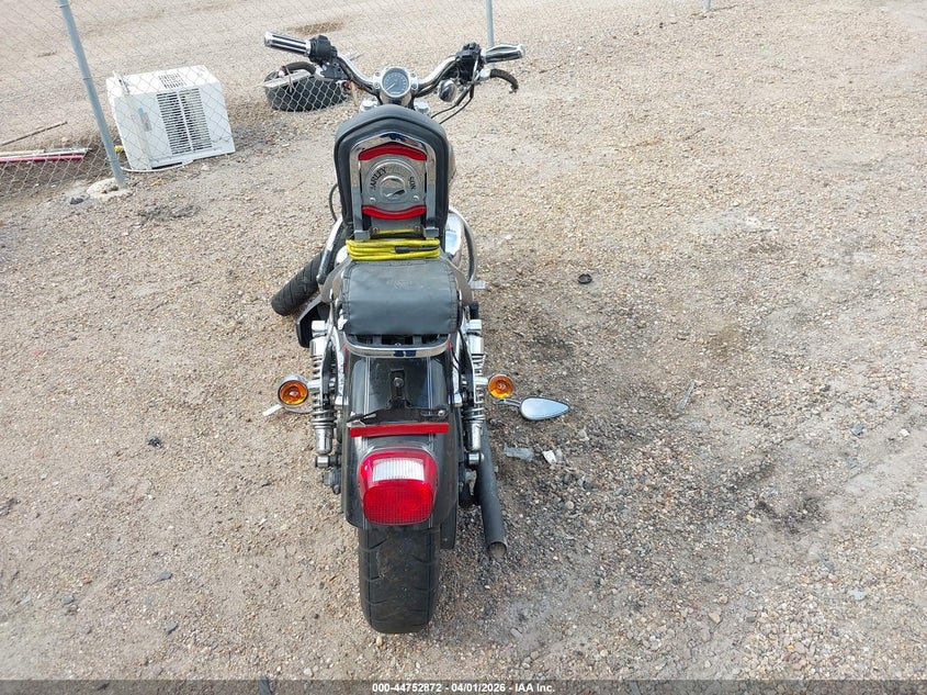 2005 Harley-Davidson Xl1200 C VIN: 1HD1CGP155K454564 Lot: 44752872