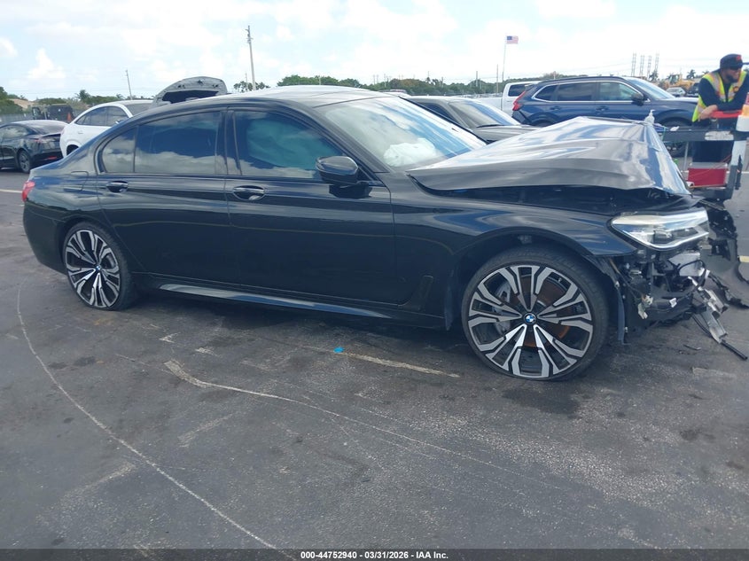 2019 BMW 750I