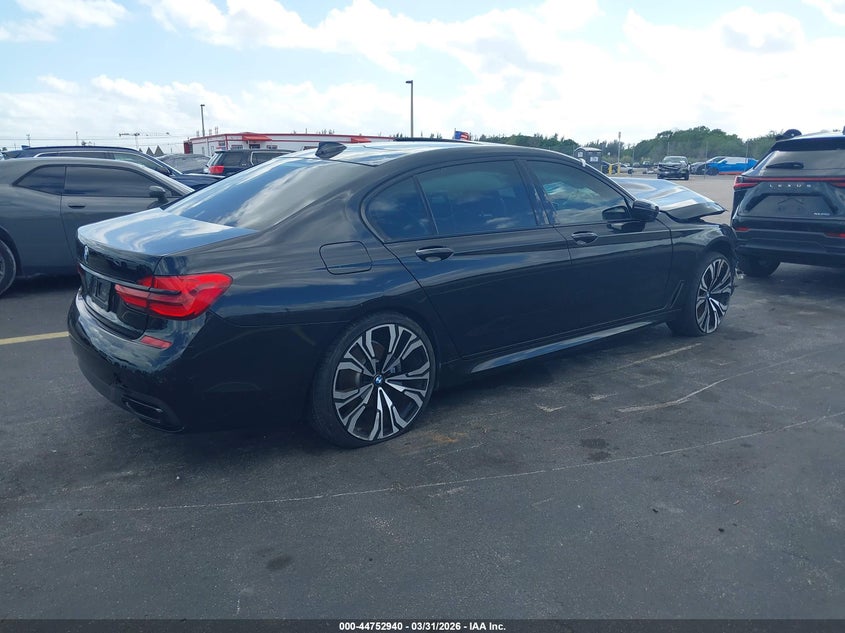 2019 BMW 750I