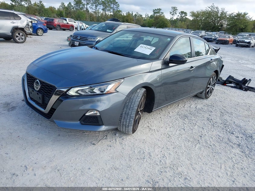 2022 Nissan Altima Sr Fwd