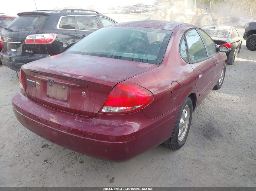 2005 Ford Taurus Se