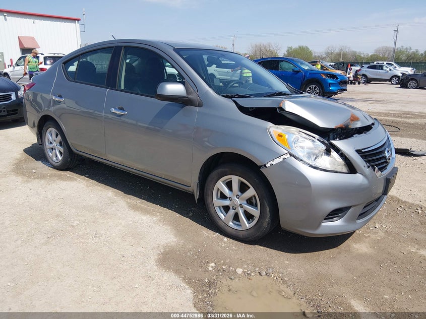 2014 Nissan Versa 1.6 Sv