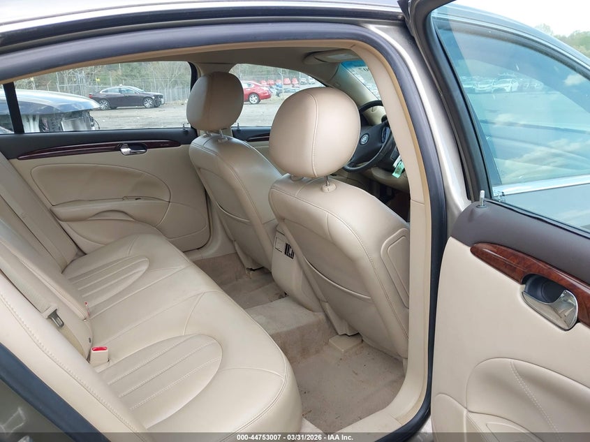 BUICK LUCERNE 2011 VIN 1G4HC5EM1BU102479
