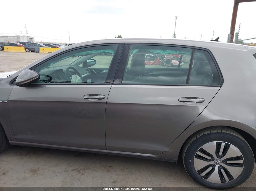 2016 Volkswagen E-Golf Se VIN: WVWKP7AUXGW913175 Lot: 44753037
