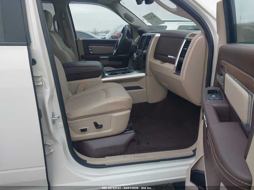 2018 Ram 1500 Laramie 4X4 5'7 Box