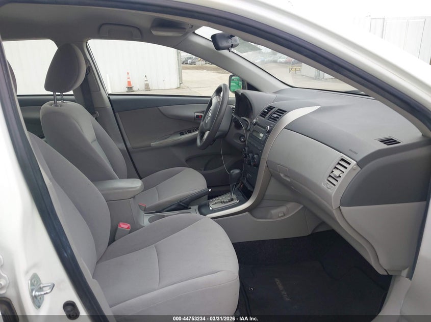 2010 Toyota Corolla Le