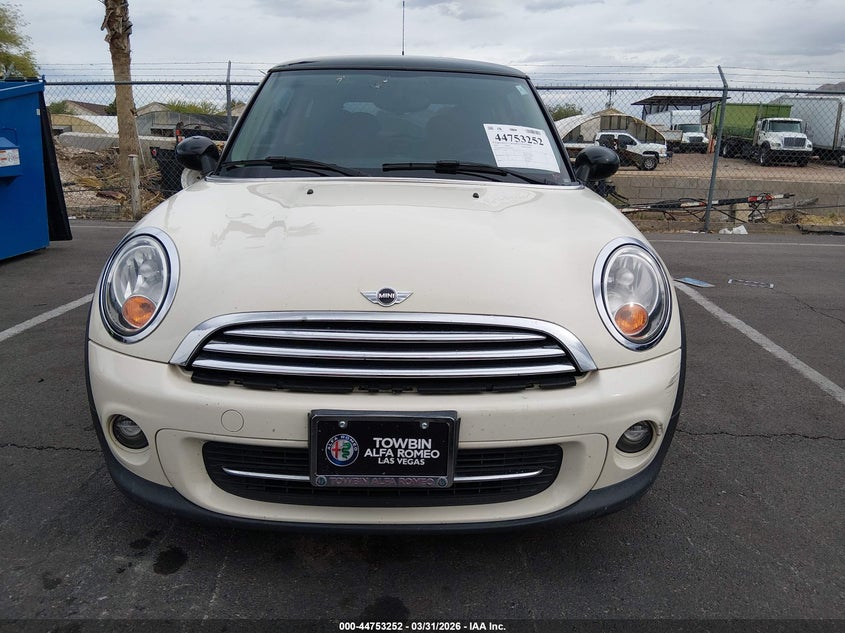 2013 Mini Hardtop Cooper VIN: WMWSU3C56DT548303 Lot: 44753252