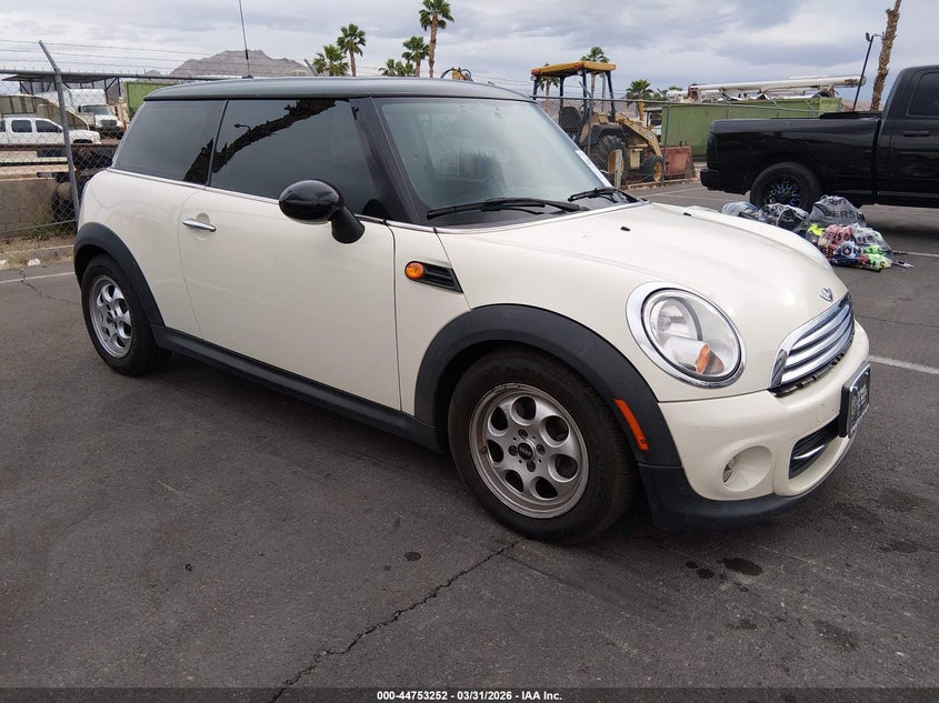 2013 Mini Hardtop Cooper VIN: WMWSU3C56DT548303 Lot: 44753252