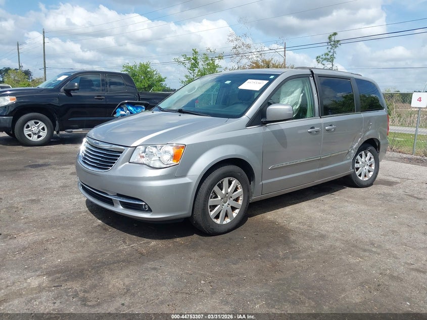 2015 Chrysler Town & Country Touring