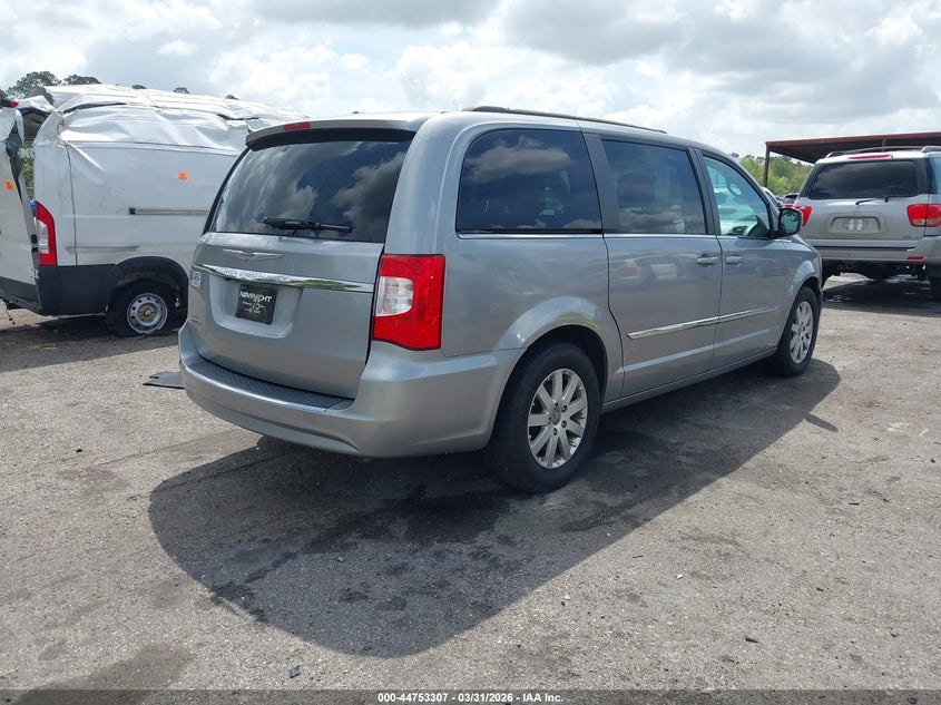 2015 Chrysler Town & Country Touring