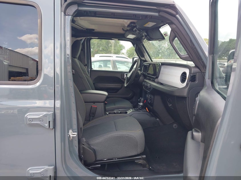 2025 Jeep Wrangler 4-Door Summit 4X4