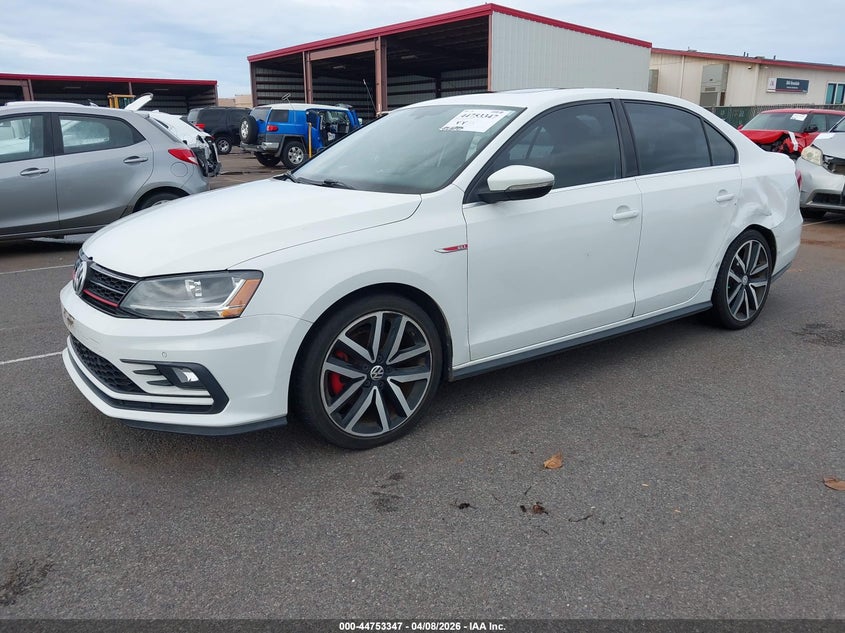 2018 VOLKSWAGEN JETTA 2.0T GLI — Photo 2