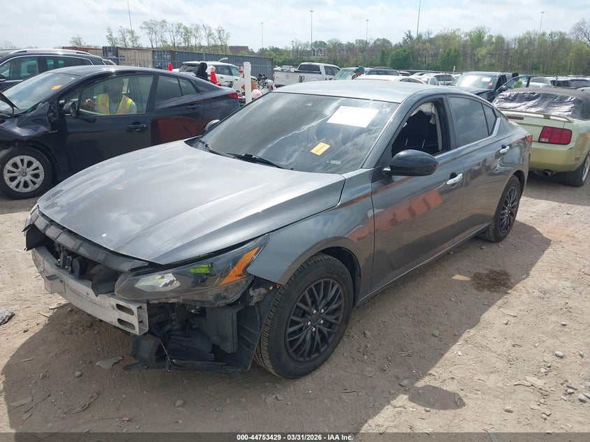 2022 NISSAN ALTIMA auction photo 2