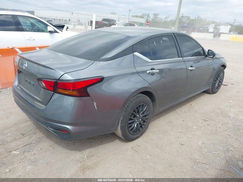 2022 NISSAN ALTIMA auction photo 4