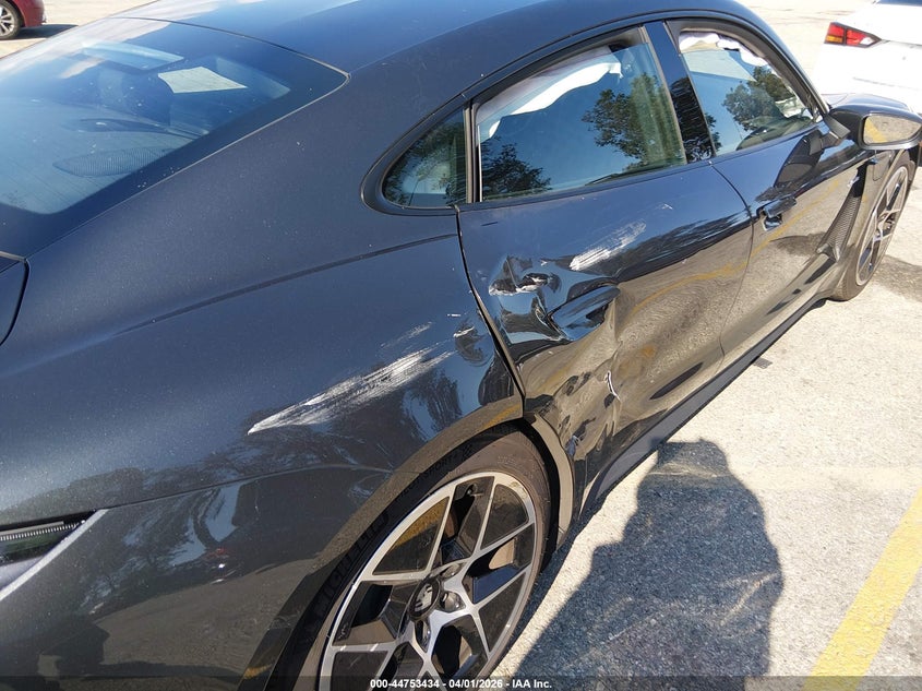 2025 Porsche Taycan 4 VIN: WP0AA2Y16SSA12271 Lot: 44753434