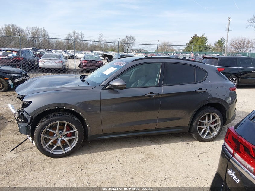 2018 Alfa Romeo Stelvio Sport Awd VIN: ZASFAKPN5J7B85912 Lot: 44753472