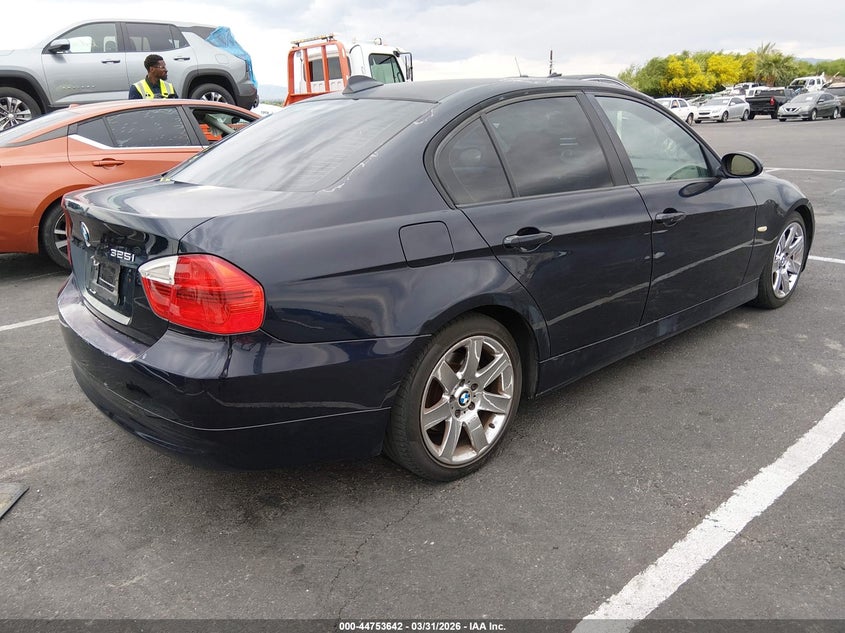 2006 BMW 325I
