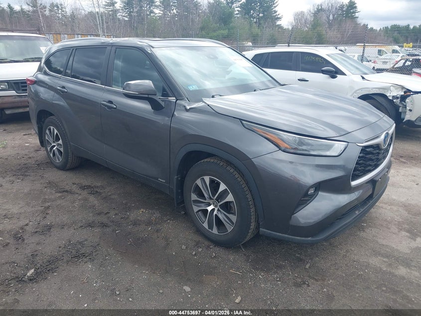 2023 Toyota Highlander Hybrid Xle