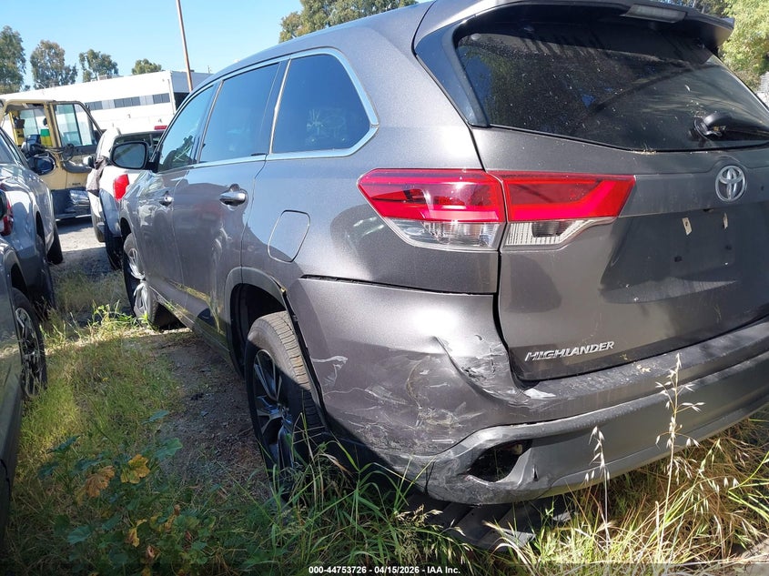 2018 Toyota Highlander Le Plus