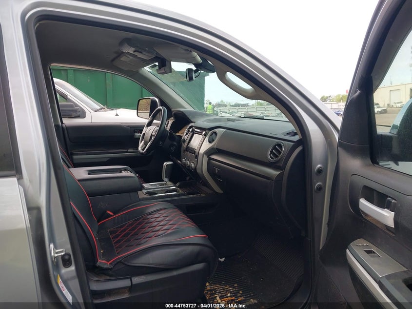 2019 Toyota Tundra Sr5 5.7L V8