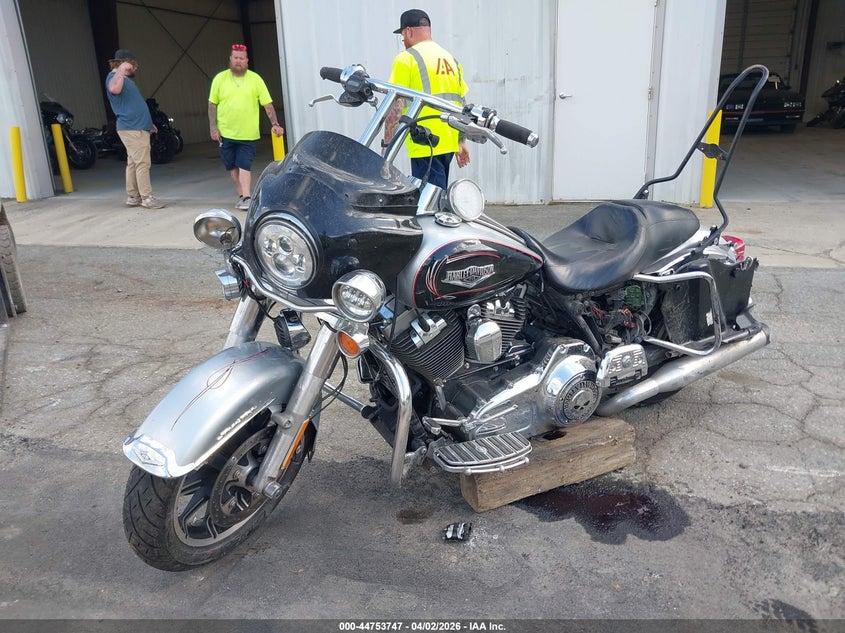 2015 Harley-Davidson Flhr Road King VIN: 1HD1FBM10FB600093 Lot: 44753747