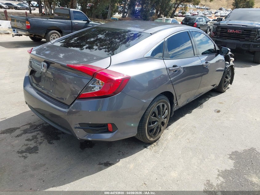 VIN 2HGFC2F59HH557899 2017 HONDA CIVIC LX