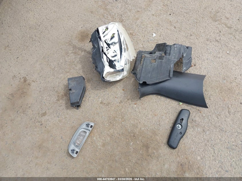 2002 Jeep Grand Cherokee Overland VIN: 1J8GW68J22C330438 Lot: 44753947