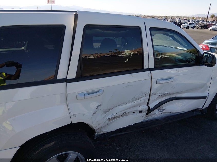 2008 Jeep Grand Cherokee Laredo VIN: 1J8GS48K58C175224 Lot: 44754023