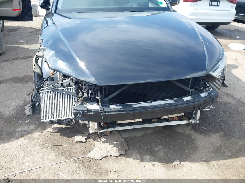 2020 Audi A8 L 60 Tfsi Quattro Tiptronic VIN: WAU8EAF8XLN004732 Lot: 44754036