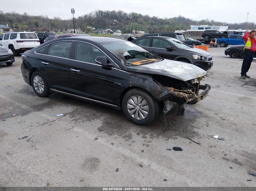 2016 Hyundai Sonata Hybrid