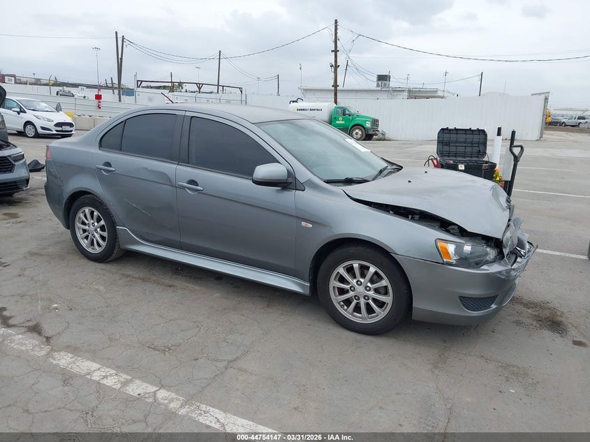 2014 Mitsubishi Lancer Es