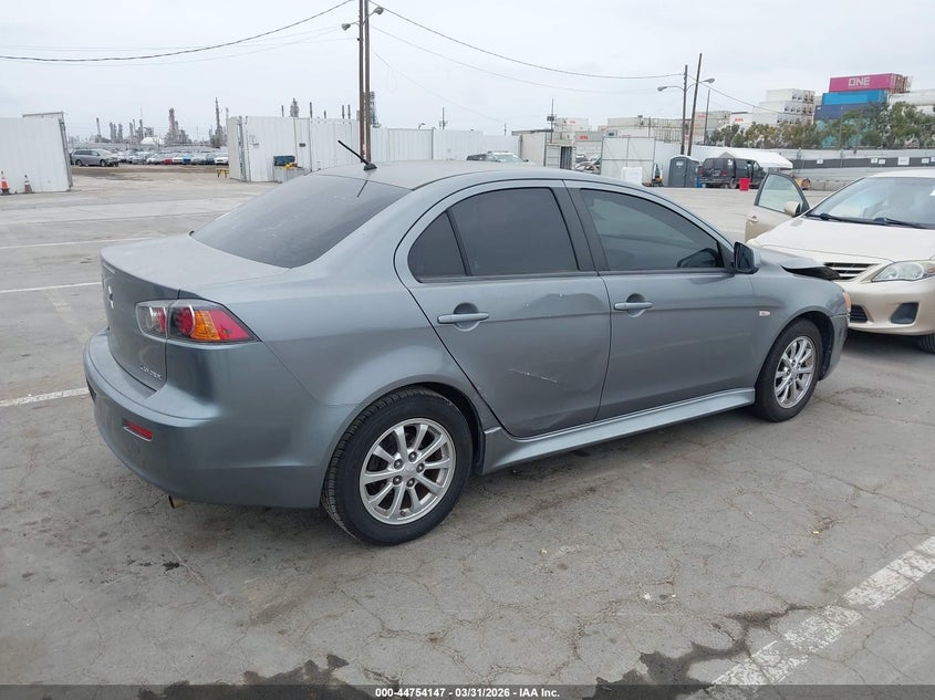 2014 Mitsubishi Lancer Es