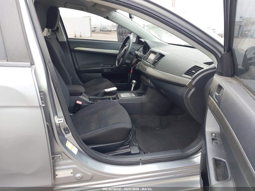 2014 Mitsubishi Lancer Es