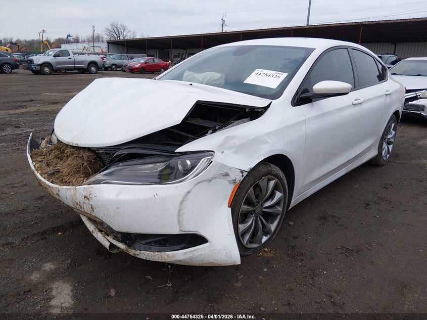 2015 Chrysler 200 S